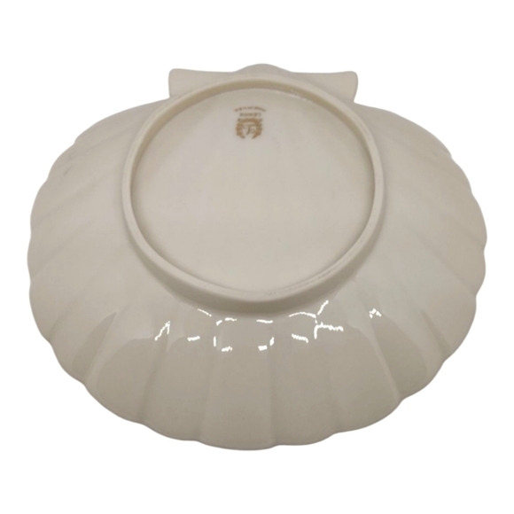 Lenox Vintage Clam Shell-Shaped Trinket Soap Dish with Gold Trim - Picture 4 of 7